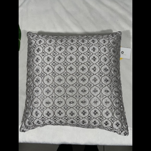 NWT Hotel Collection Primativa Decorative Pillow‎ - Picture 1 of 11